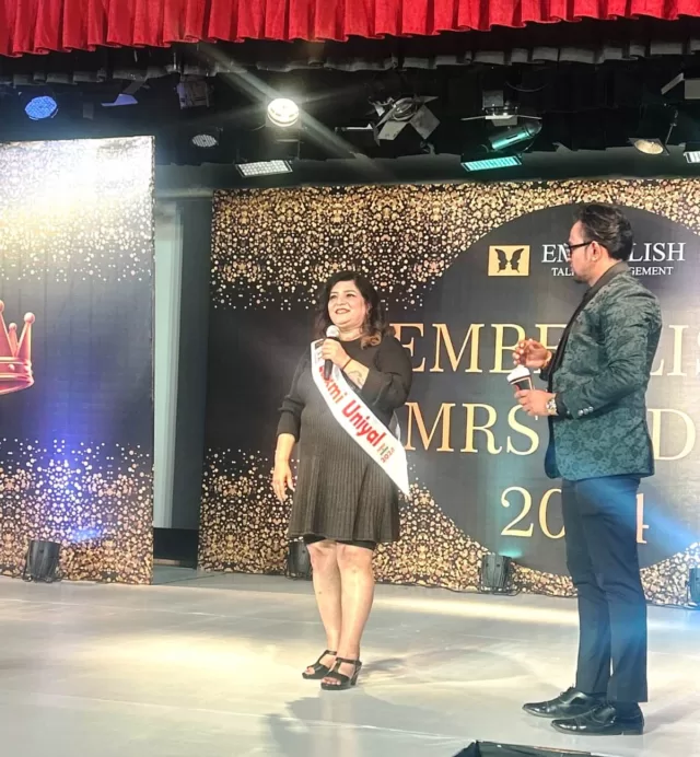 20 women participated in the grand finale of Embellish Mrs. India