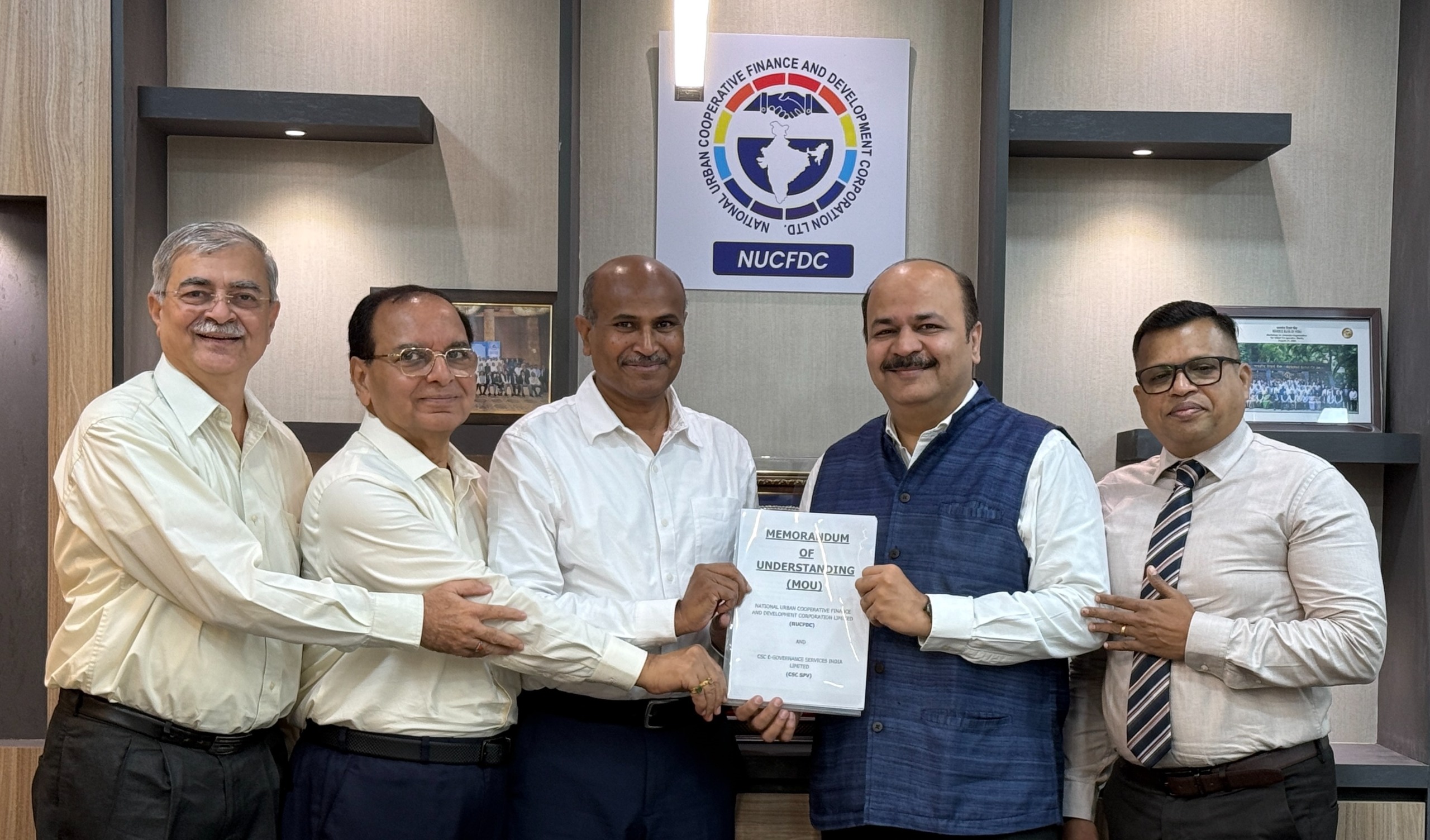 एनयूसीएफडीसी और सीएससी एसपीवी ने अर्बन कोऑपरेटिव बैंकों के डिजिटल ट्रांसफॉर्मेशन को गति देने के लिए किया समझौता