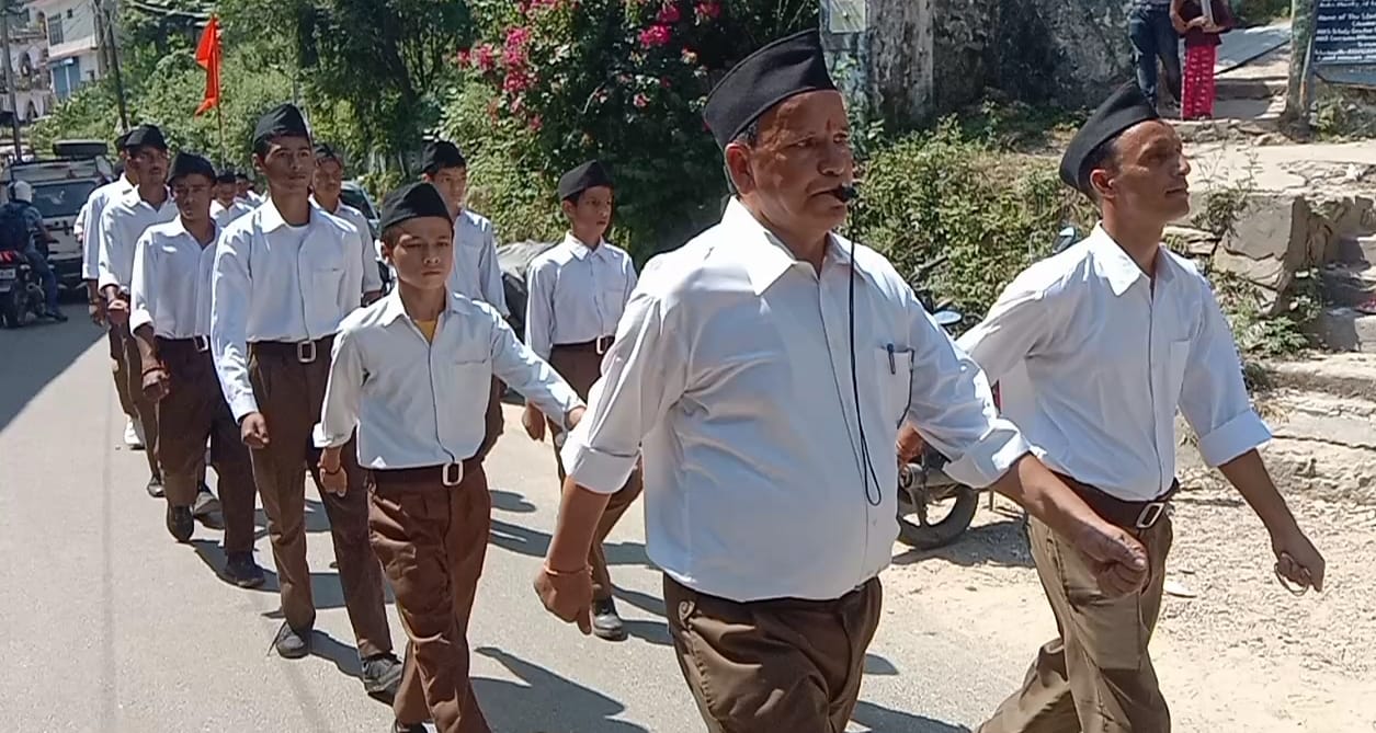 नारायणबगड़ में राष्ट्रीय स्वयंसेवक संघ के शताब्दी समारोह पर पथ संचालन