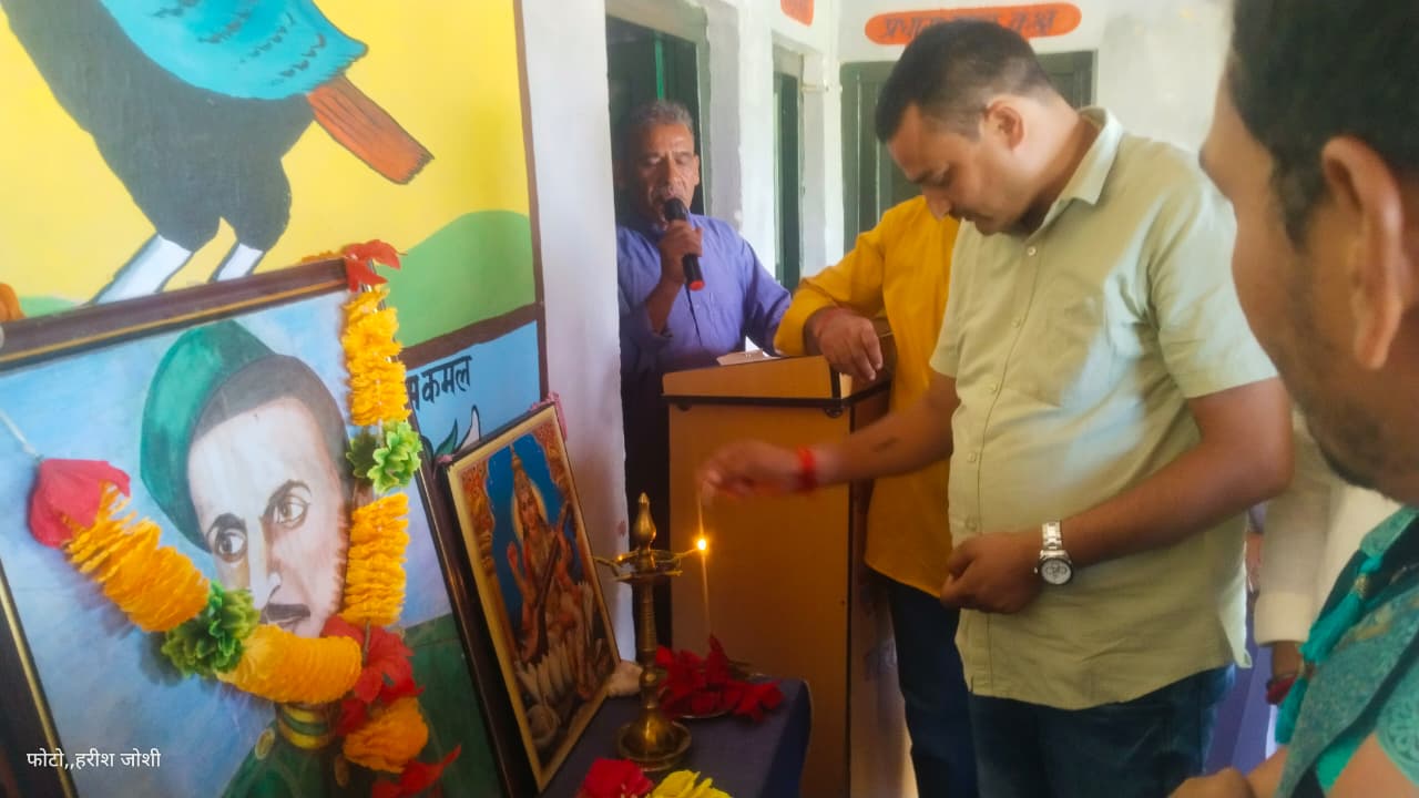 फोटो वार मैमोरियल फाउंडेशन समिति।
