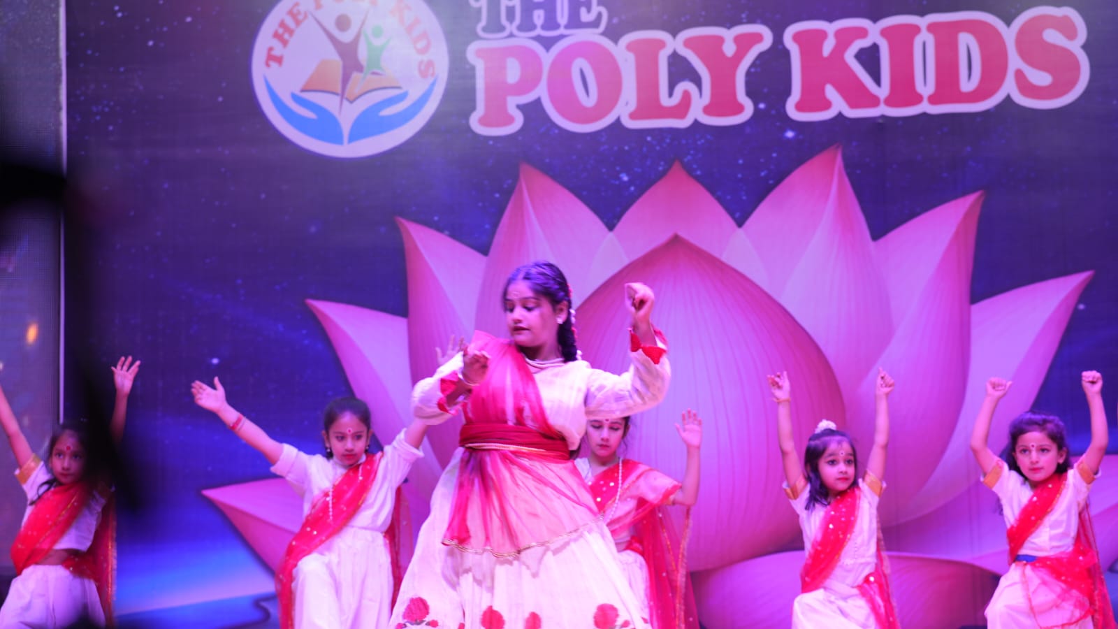 द पॉली किड्स राजपुर रोड, सालावाला, जीएमएस रोड, प्रेम नगर ने वार्षिक समारोह मनाया