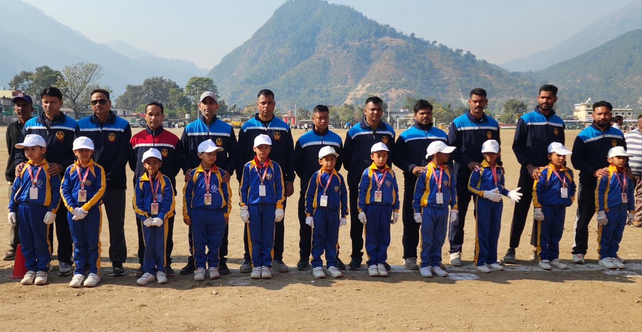 गौचर के खेल मैदान में जय मां कालिंका क्रिकेट एसोसिएशन का राज्य स्तरीय क्रिकेट टूर्नामेंट का हुआ आगाज