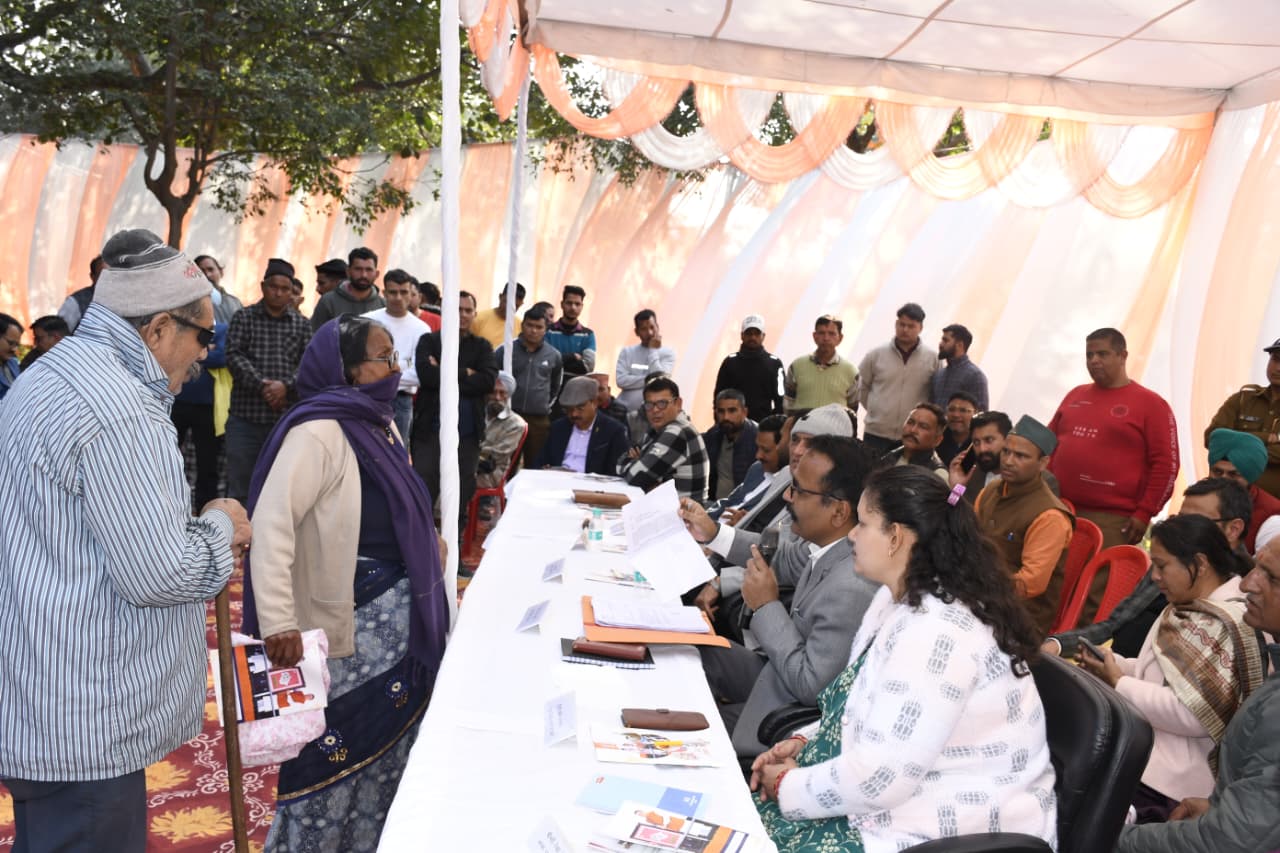 “जन-जन की सरकार, जन-जन के द्वार” अभियान ने रचा नया कीर्तिमान,एक ही दिन में 7,876 नागरिकों तक पहुंची सरकार