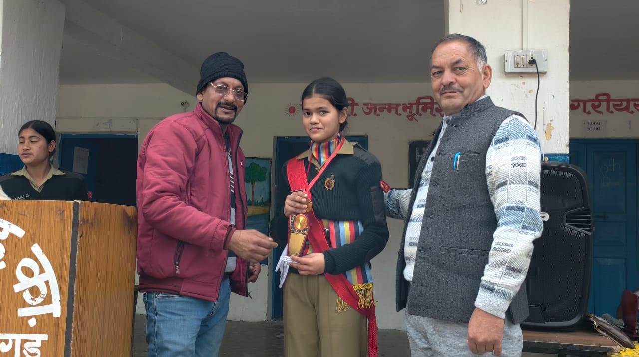 77वें गणतंत्र दिवस पर नारायणबगड़ में देशभक्ति का उत्सव, विद्यालयों व बाजारों में दिखा उल्लास