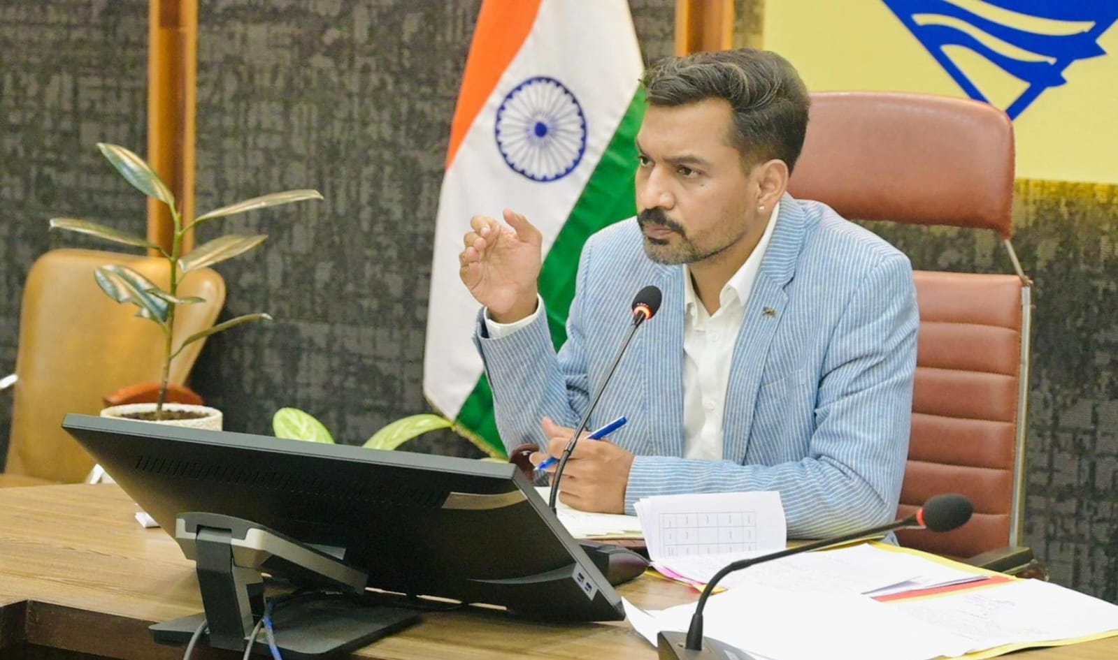 डीएम के निर्देश-क्यूआरटी, आपदा प्रबंधन तंत्र और राहत एजेंसियां 24 घंटे रहे सक्रिय