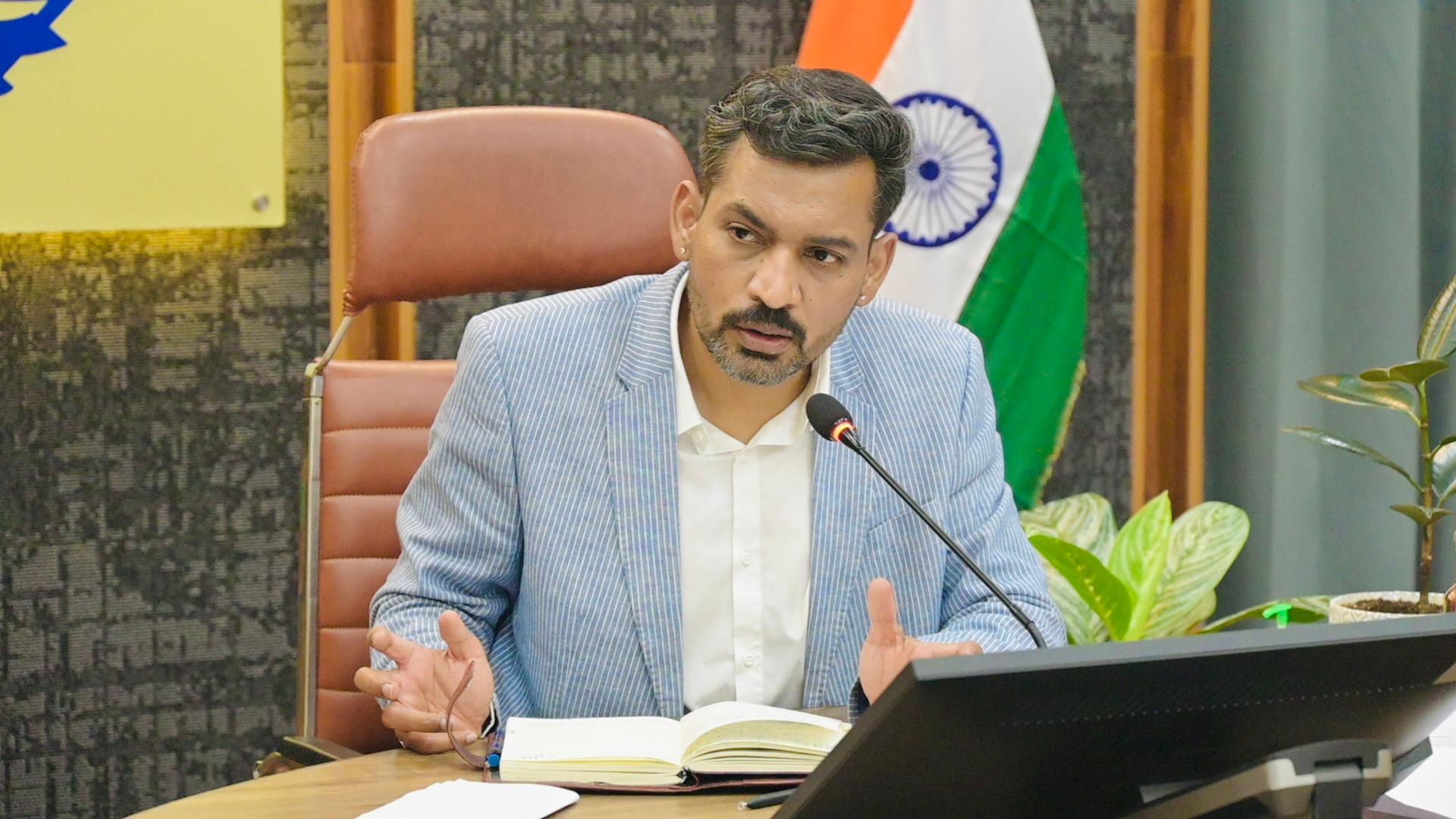 मानसून में आपदा एवं डेंगू रोकथाम को लेकर डीएम देहरादून सख्त