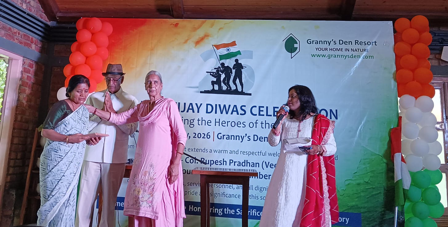 कारगिल विजय दिवस: देहरादून में गूंजी वीर सपूतों की गाथा, युद्ध वीरांगनाओं के सम्मान से नम हुईं आँखें