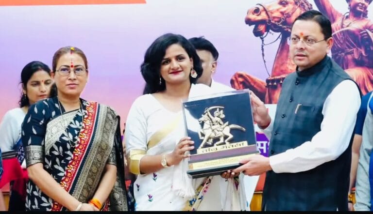 पिंडर घाटी की सुर-कोकिला नन्दा सती 'तीलू रौतेली पुरस्कार' से सम्मानित